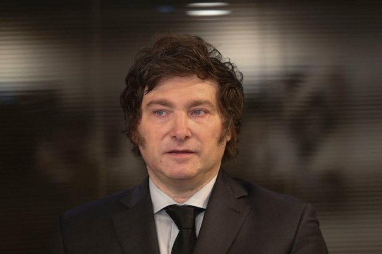 El Gobierno asegur&oacute; que Milei fue estafado con la fallida cripto $LIBRA: &ldquo;Nunca dijo vayan e inviertan&rdquo;