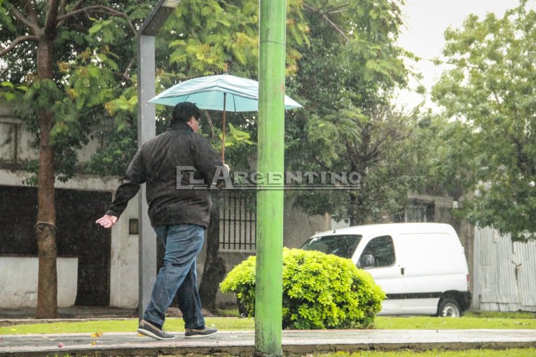 Se elevó a naranja el nivel de alerta por tormentas para una zona de Entre Ríos