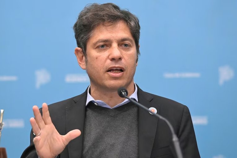 Kicillof le respondió a Milei: “No sea cobarde y reúnase a trabajar con seriedad”