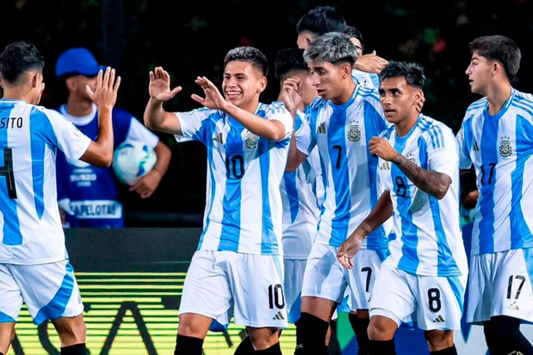 Video: La Selecci&oacute;n Argentina aplast&oacute; 6 a 0 a Brasil en el Sudamericano Sub 20