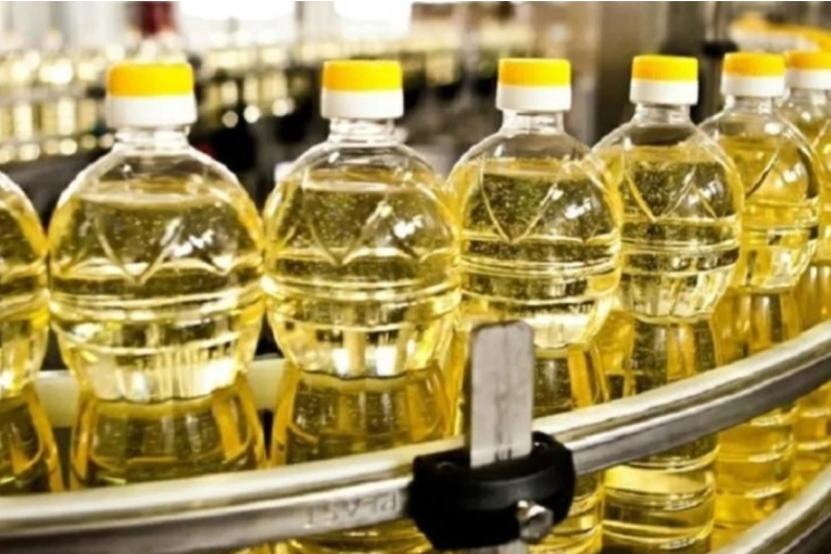 Aceiteros amenazan con un paro nacional por despidos y vulneraciones a convenios laborales