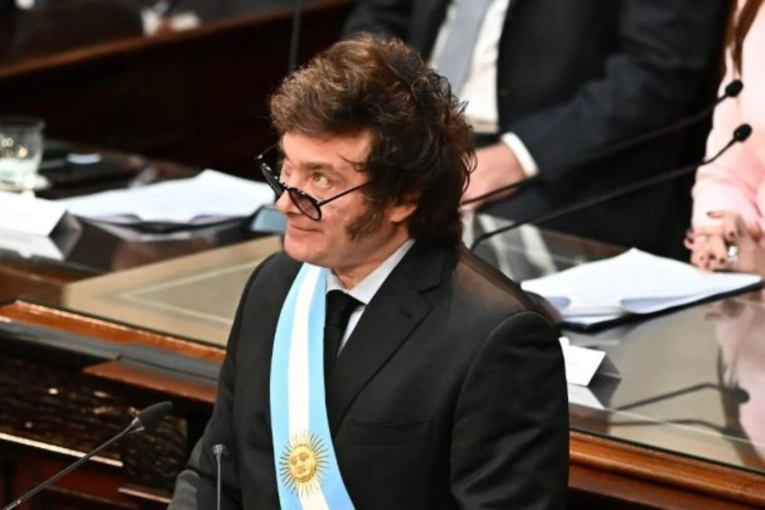 A qué hora habla Javier Milei en el Congreso