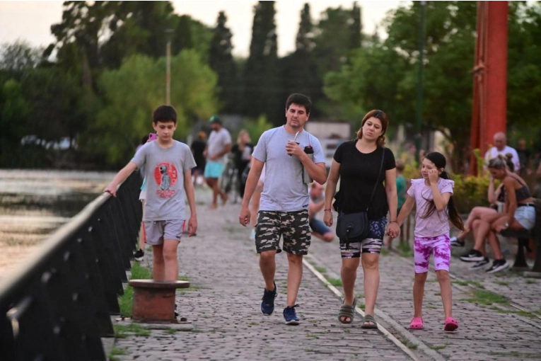 Con Vía Crucis, "bicigrinación" y "Música frente al río", Gualeguaychú prepara la agenda para Semana Santa