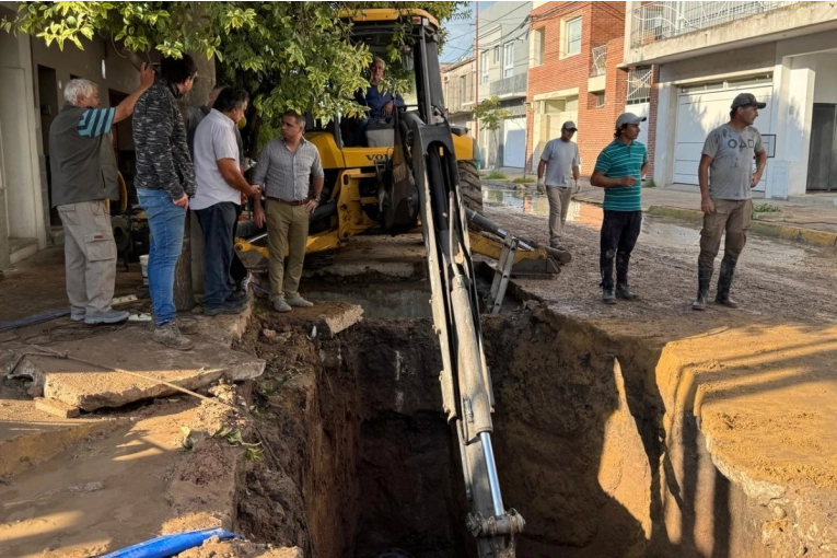 Davico habló del corte de agua y destacó el trabajo de los empleados municipales