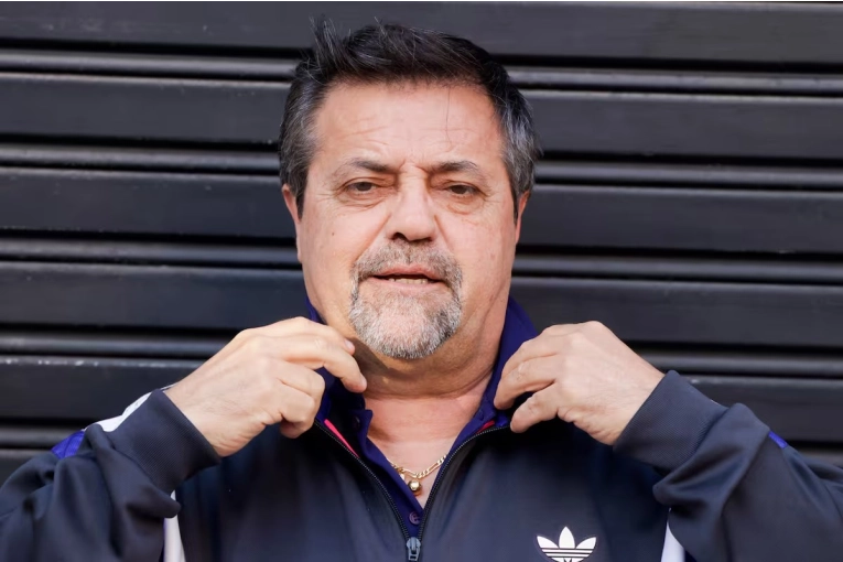 Ya sin lugar en el fútbol, Caruso Lombardi ahora busca entrar en la política
