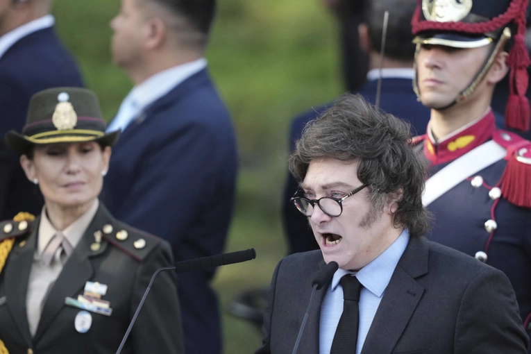 Por sus dichos sobre los isleños, ex Combatientes presentaron una denuncia penal contra Javier Milei