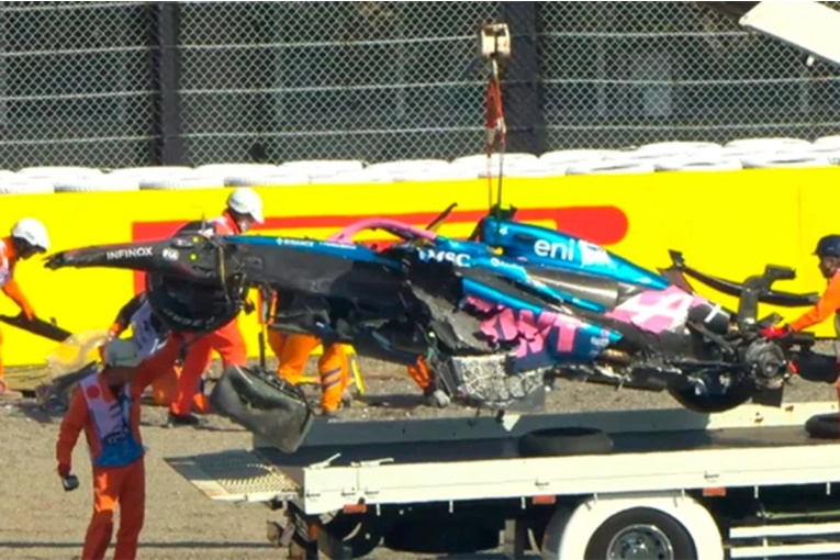Doohan sufrió un fuerte accidente y destrozó su Alpine en Japón: video