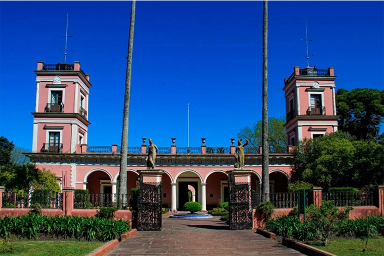 Solucionaron los problemas y el Palacio San José abre normalmente