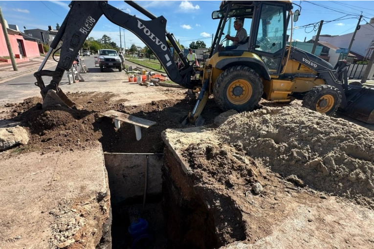 Finalizaron los trabajos de enlace del nuevo caño con la red de agua potable