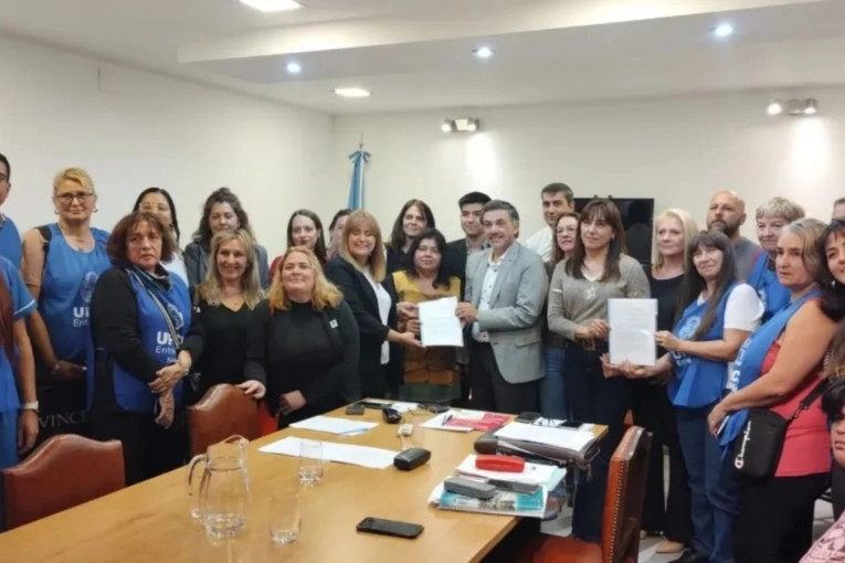 La Mesa de Salud Mental presentó un proyecto de ley para crear una red integral