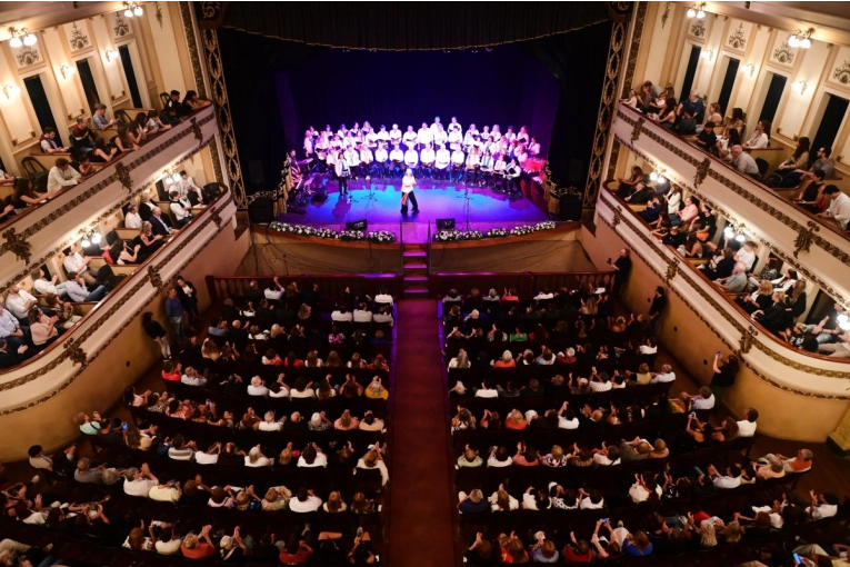 El Teatro Gualeguaychú se prepara para Semana Santa con espectáculos y visitas guiadas