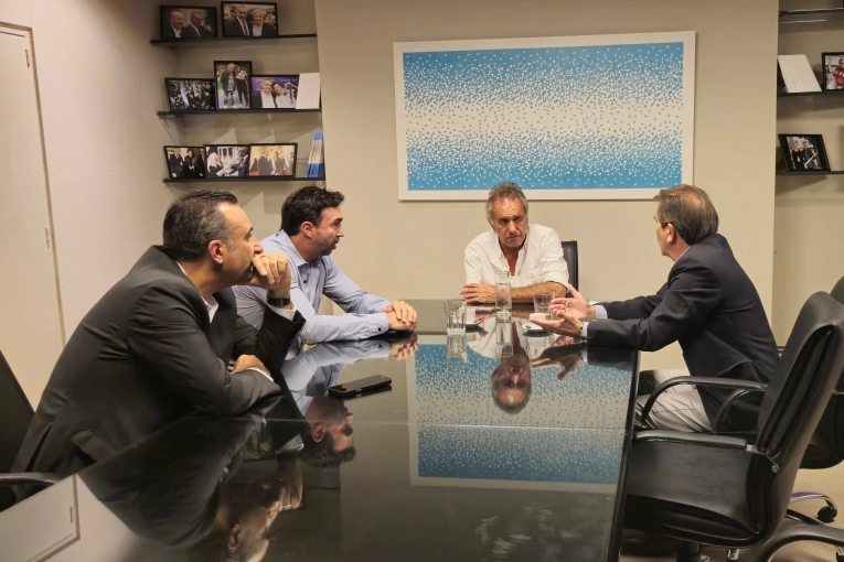 Fernando Zubillaga y Luis Castillo se reunieron con Daniel Scioli