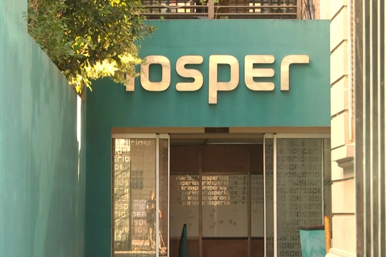 Mujer de 71 años se “atrincheró” en Iosper para que le dieran sus medicamentos