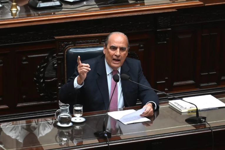 Frente al Congreso, Francos negó vínculos con el proyecto $LIBRA y “Viva la Libertad”
