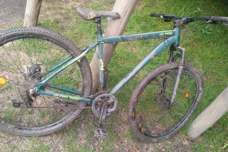 Pescadores encontraron una bicicleta y creen que podría ser de Elías Benítez