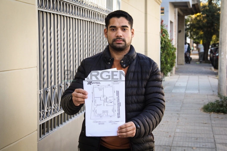 Van a hacer 3 años que pagó su casa, pero la empresa sigue sin darle respuestas: “son los ahorros de mi vida”
