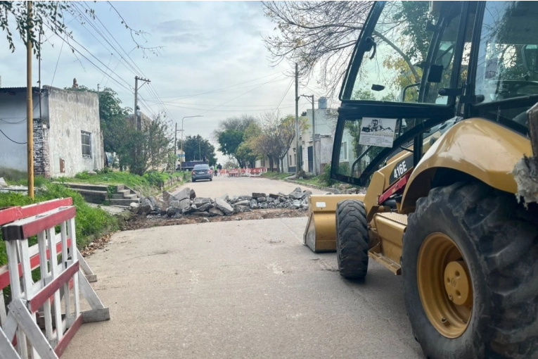 Continúan las obras de bacheo en distintos puntos de la ciudad