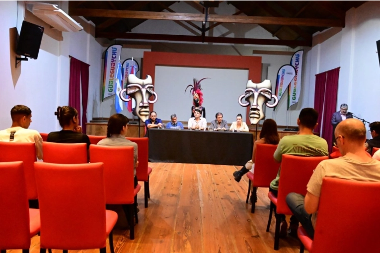 Comenzó el Taller de Tallado en Telgopor gratuito en Gualeguaychú