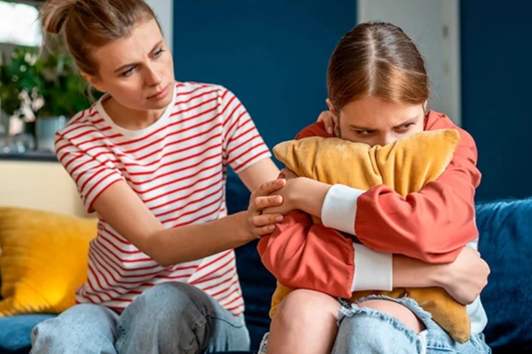 Lanzan el programa “Hablemos de Salud Mental”, destinado a jóvenes de la ciudad