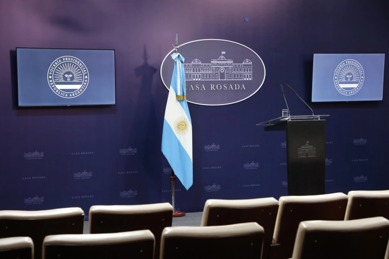 El Gobierno oficializó nuevas restricciones para periodistas en Casa Rosada