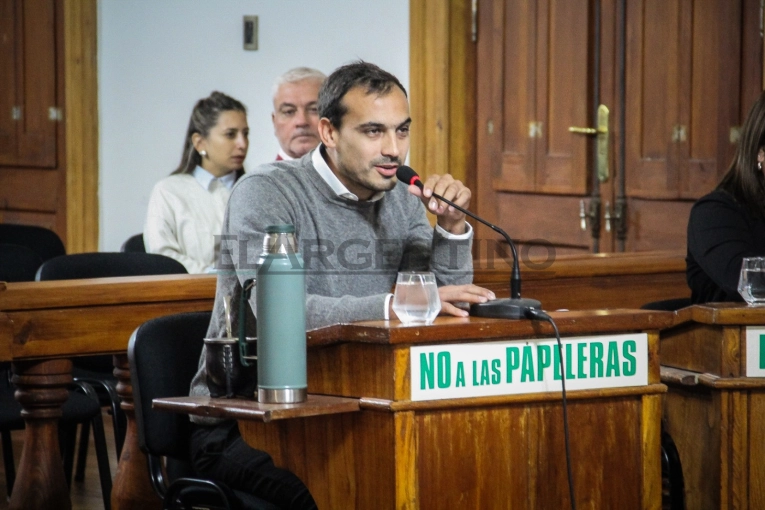 Ingresó al HCD el proyecto que pretende remover a Lesik y fue girado a Comisiones Conjuntas
