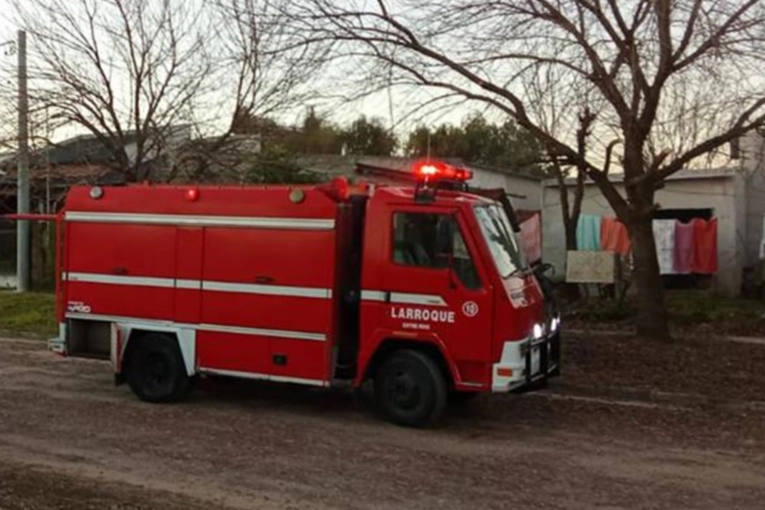 Incendio fatal en Larroque: falleció un hombre tras sufrir graves quemaduras