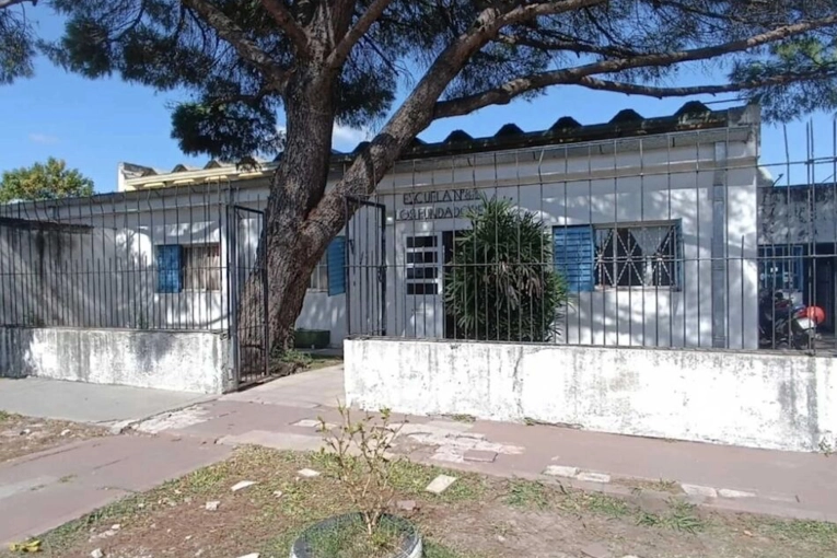 Ya tiene fecha la apertura de sobres para la puesta en valor de la escuela Los Fundadores
