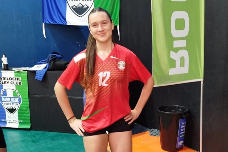 Agostina Delfino: un camino de esfuerzo y crecimiento en el vóley