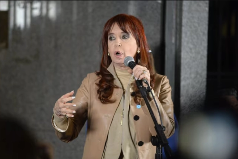 Cristina Kirchner habló tras la condena por corrupción: “El Partido Judicial le agrega el cepo al voto popular”