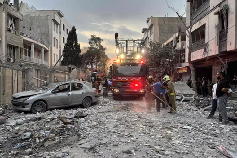 Oleada de misiles entre Israel e Irán: escala el conflicto en Medio Oriente