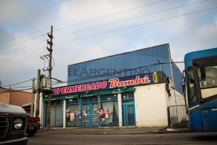 Durante este jueves el comercio permaneci&oacute; cerrado al p&uacute;blico