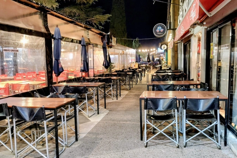 Crisis turística: Caída de visitantes, cierre de hoteles y costos imposibles