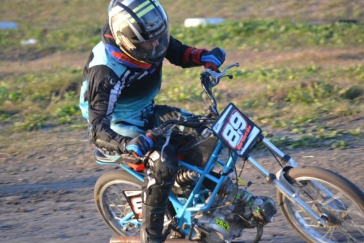 Fiesta fierrera en el Motoclub Gualeguaych&uacute;