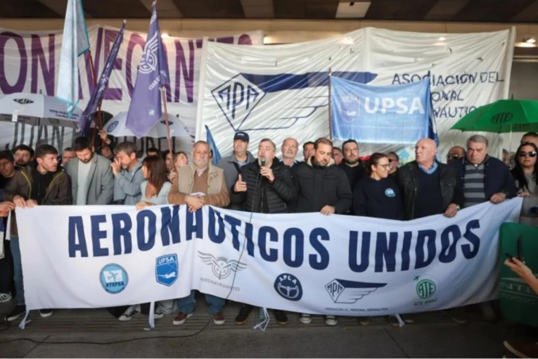 ATE denunció la designación de 20 militantes libertarios con sueldos millonarios en la ANAC