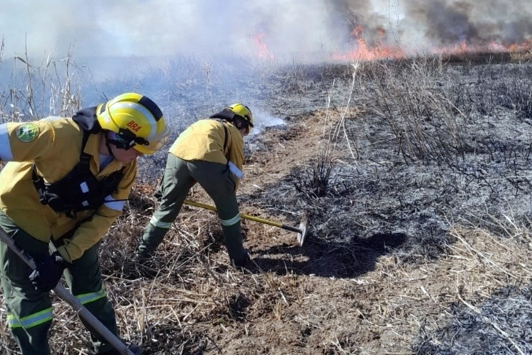 Entre Ríos refuerza operativo contra incendios en el Delta del Paraná