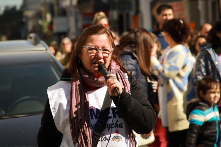 Soledad Ponce ser&aacute; presentada como la candidata oficial a conducir Agmer Gualeguaych&uacute;