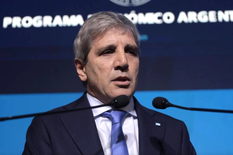 Caputo se refirió a la sesión de hoy en el Senado y lanzó: “Están tratando de voltear al Presidente”