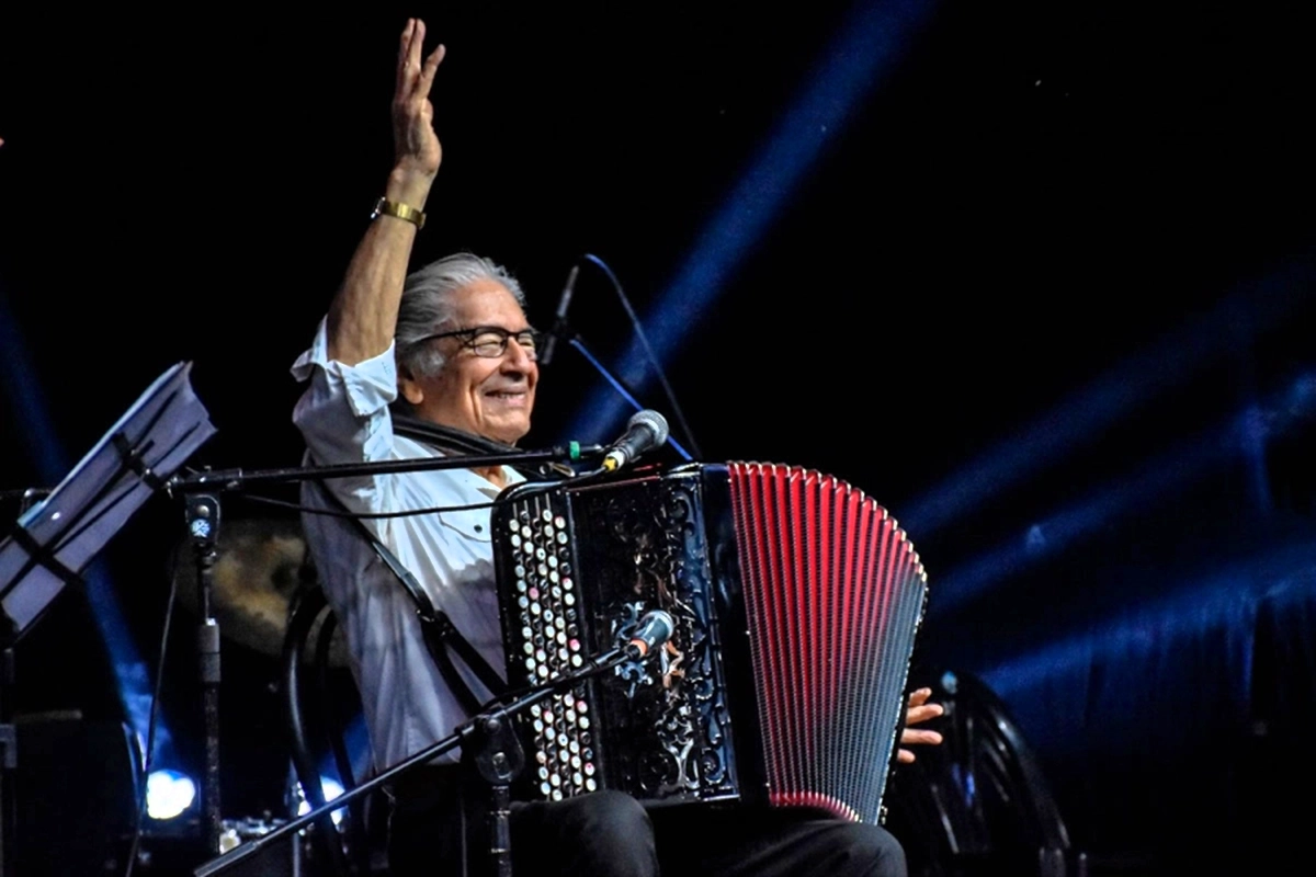 El adi&oacute;s a un embajador cultural