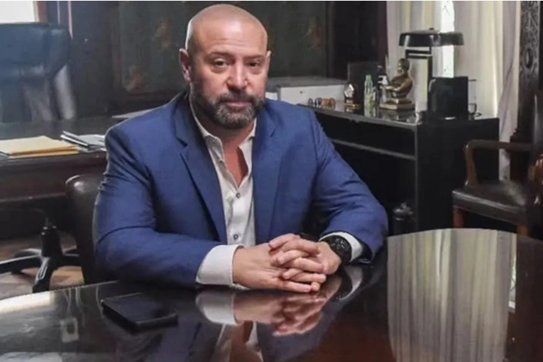 Audios sobre coimas: Spagnuolo se present&oacute; ante la Justicia y design&oacute; defensor