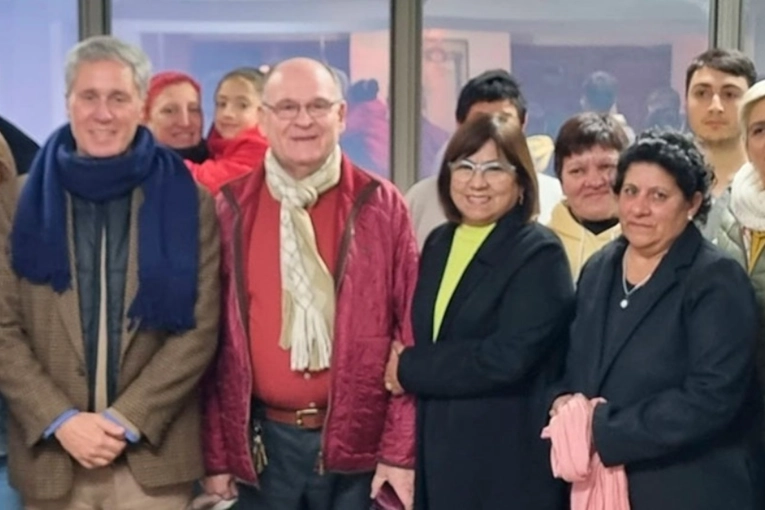 Polémica en la Policía entrerriana por charlas espirituales de un pastor evangélico