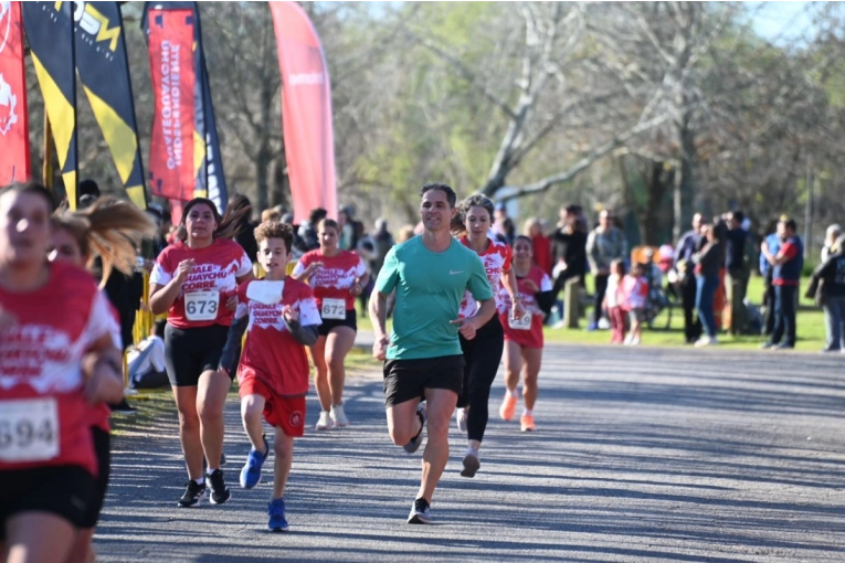 Casi mil atletas hicieron vibrar la ciudad en la 17º edición “Gualeguaychú Corre”
