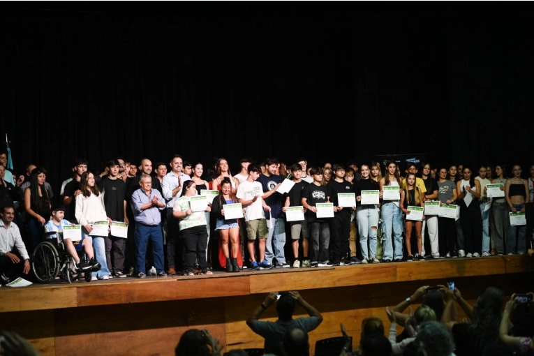 Este martes se realizará la entrega de Becas Deportivas 2025 para potenciar a los atletas locales