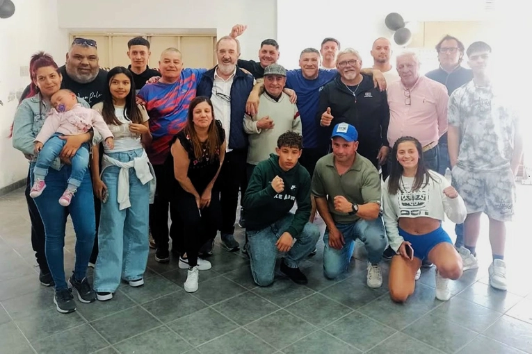 Gualeguaychú recibió al ex campeón mundial de boxeo Marcelo Domínguez