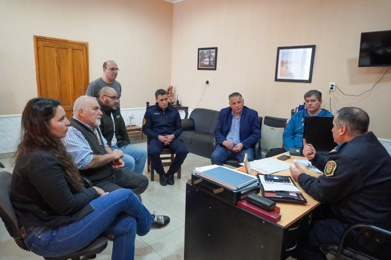 La Cooperativa El&eacute;ctrica brindar&aacute; conectividad a las dependencias policiales con fibra &oacute;ptica