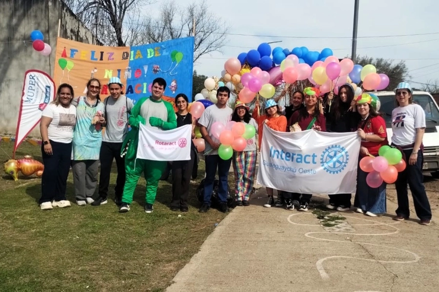 Festejo del D&iacute;a de la Ni&ntilde;ez en el Merendero Comedor Los Troperitos