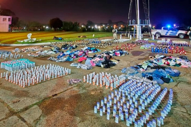 Secuestraron mercader&iacute;a de contrabando valuada en $45.000.000 en el r&iacute;o Uruguay