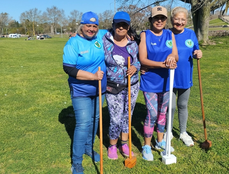 El grupo &ldquo;Los Luchadores Jubilados de Pie&rdquo; entrenan dos veces por semana en el predio municipal