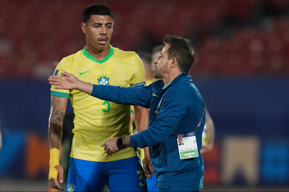 Menezes fue destituido como director técnico