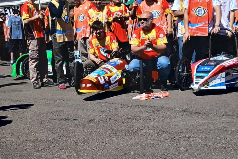 La Escuela Técnica N°2 se destacó en el Desafío ECO YPF con un primer y segundo puesto