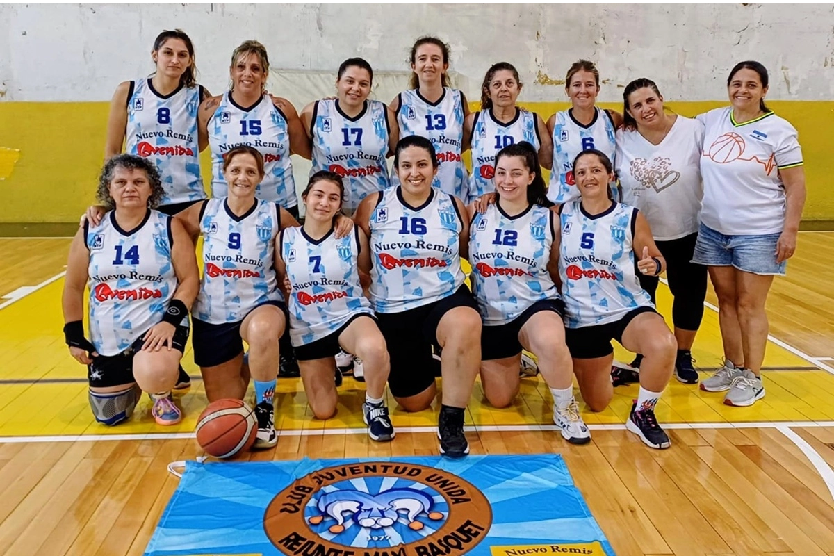 El equipo Maxi Básquet femenino Juventud Unida